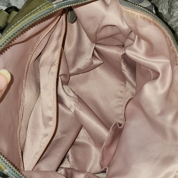 Coach Ashley - Picture 6 of 7